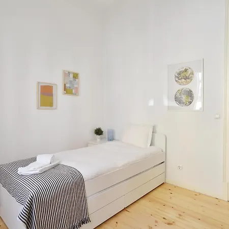 Amazing Grace - Checkinhome Apartment Lisbon